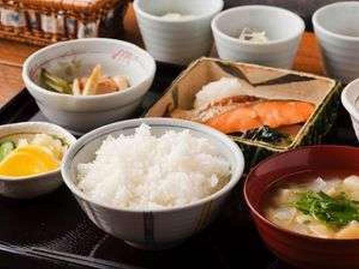 Hotel Awara Onsen Hot Spring Koubou Gurabaatei Esterno foto